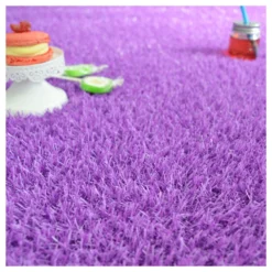 Gazon Synthétique Happy Party - Couleur Violet - Classé Feu - 20mm - 1m X 8m