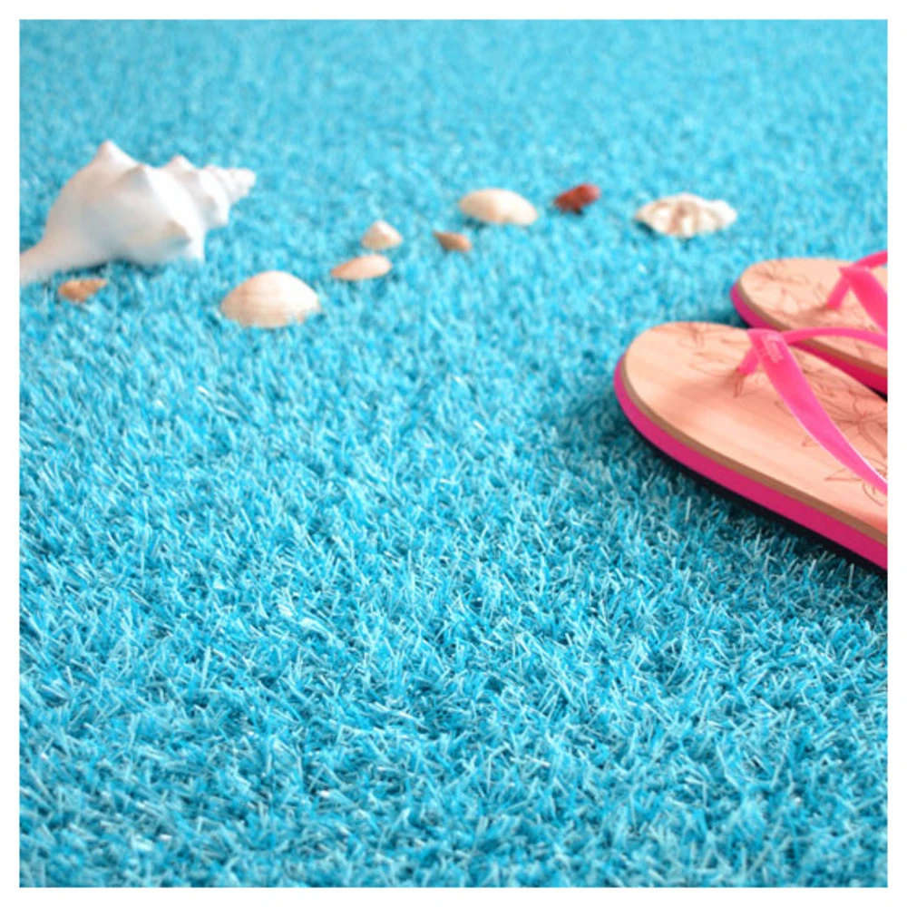 Gazon Synthétique Happy Party - Couleur Bleu - Classé Feu - 20mm - 2m X 25ml 1 Gazon Synthétique Happy Party - Couleur Bleu - Classé Feu - 20mm - 2m X 25ml